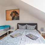 Gemuetliche Dachgeschosswohnung -Waldstrassenviertel Leipzig